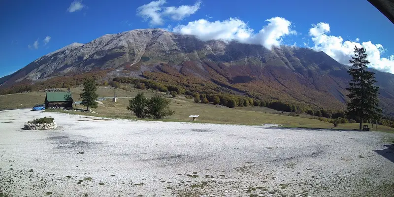 Immagine in archivio delle 12 PM