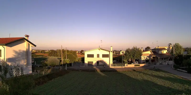 Immagine in archivio delle 7 AM