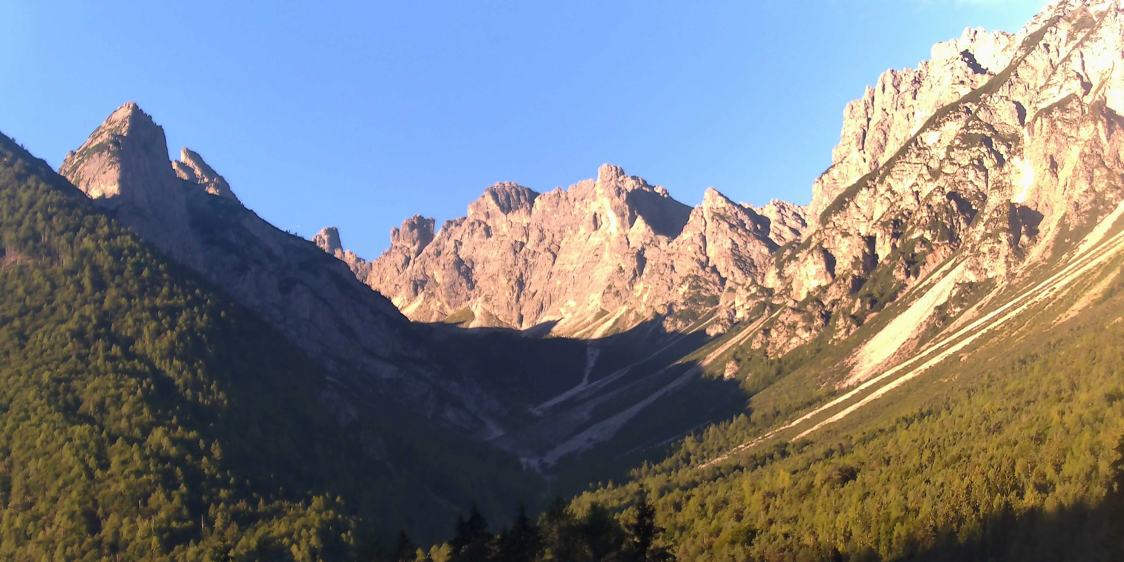 Webcam Val di Suola Dolomiti Friuli in diretta